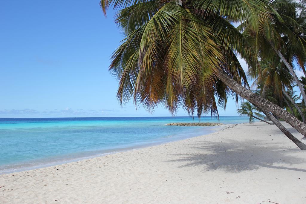 Beach Guest House Cleverdale Bridgetown Exteriör bild