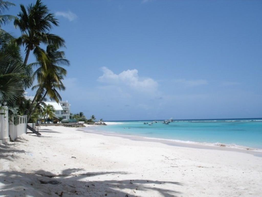 Beach Guest House Cleverdale Bridgetown Exteriör bild